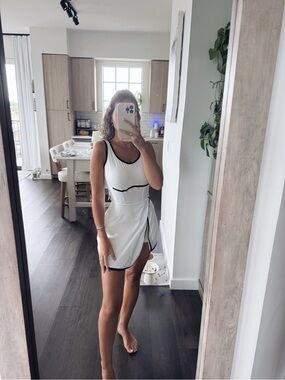Fisoew White Tennis Dress with Black Trim (Size Small)